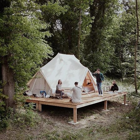 Domaine De Cherimont - Logement Insolite En Groupe Andenne Zewnętrze zdjęcie